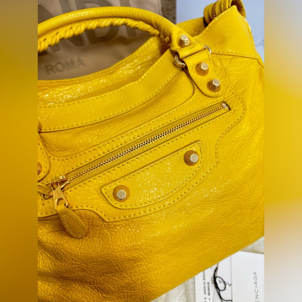 Balenciaga Giant 12 Golden Velo Bag in Lemon - Picture 4 of 10